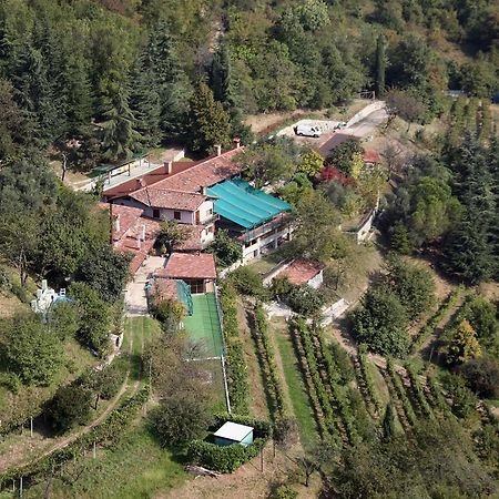 مبيت وإفطار تريسكوري بالنياريو Agriturismo Il Mirabile المظهر الخارجي الصورة